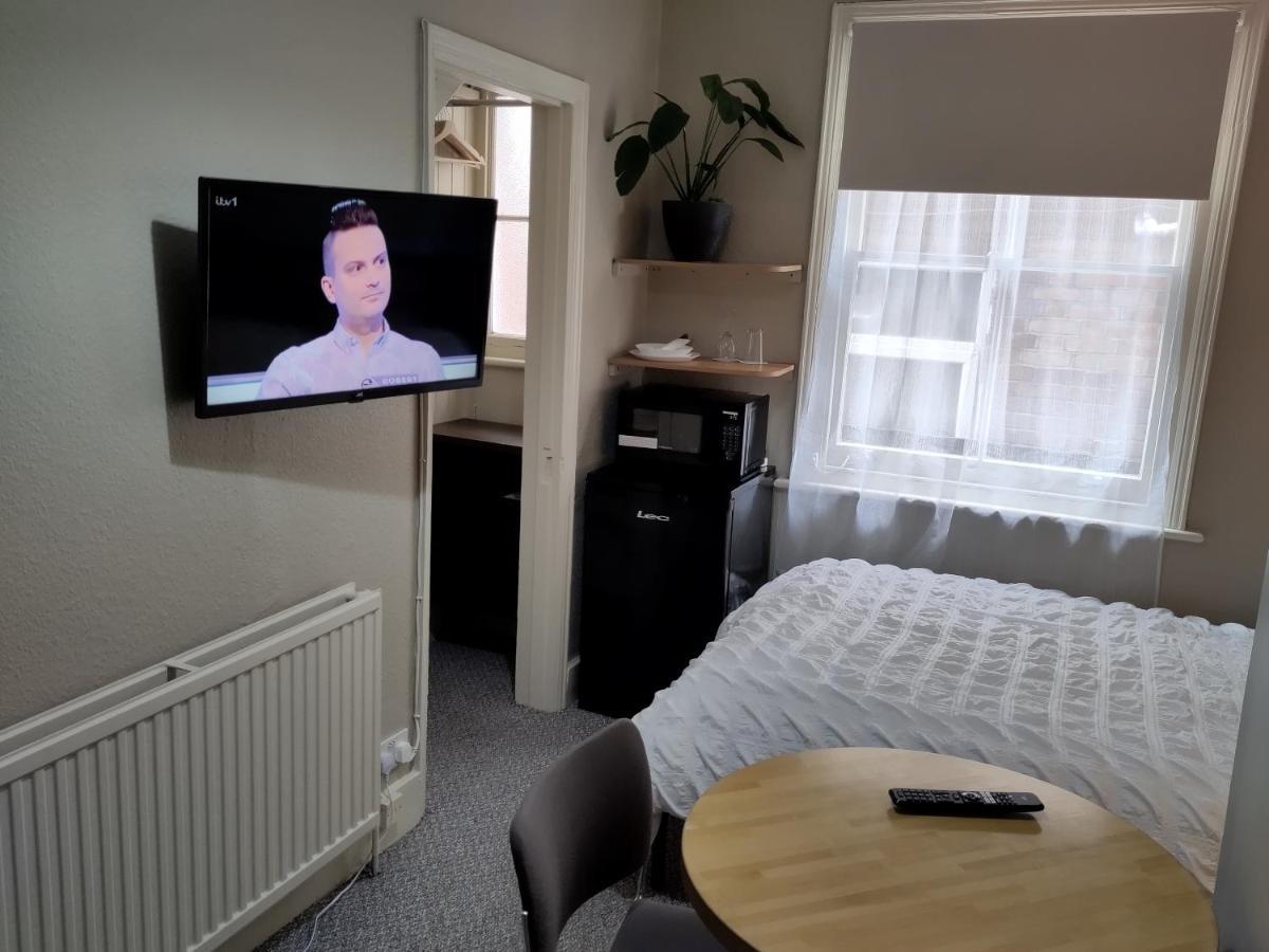 Amherst Guesthouse Рединг Екстериор снимка