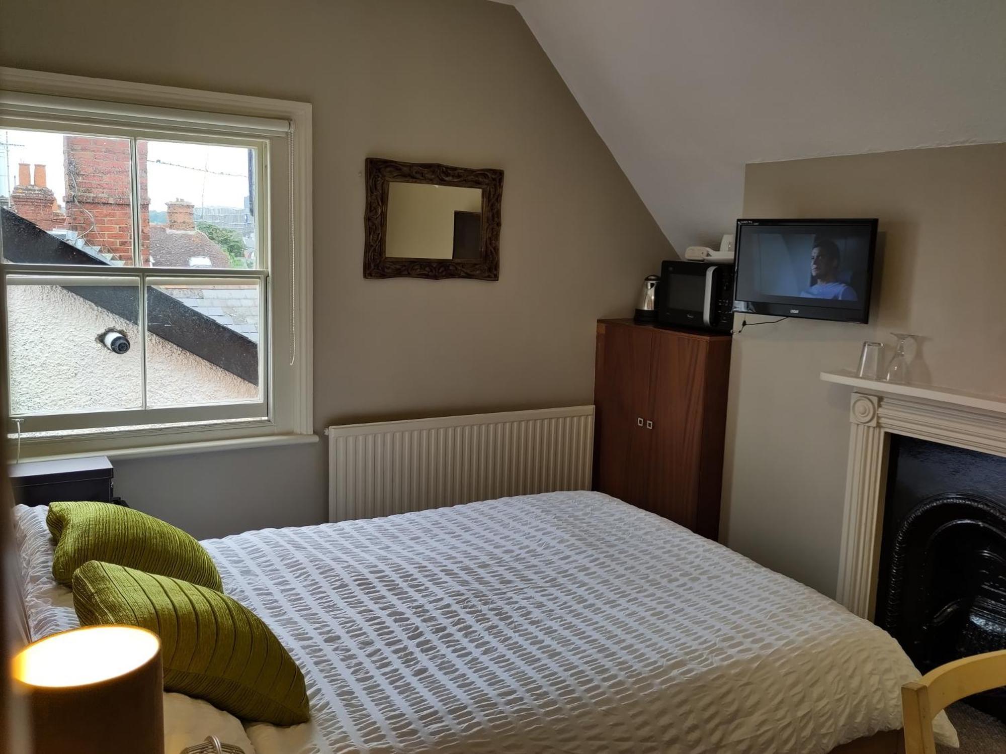 Amherst Guesthouse Рединг Екстериор снимка