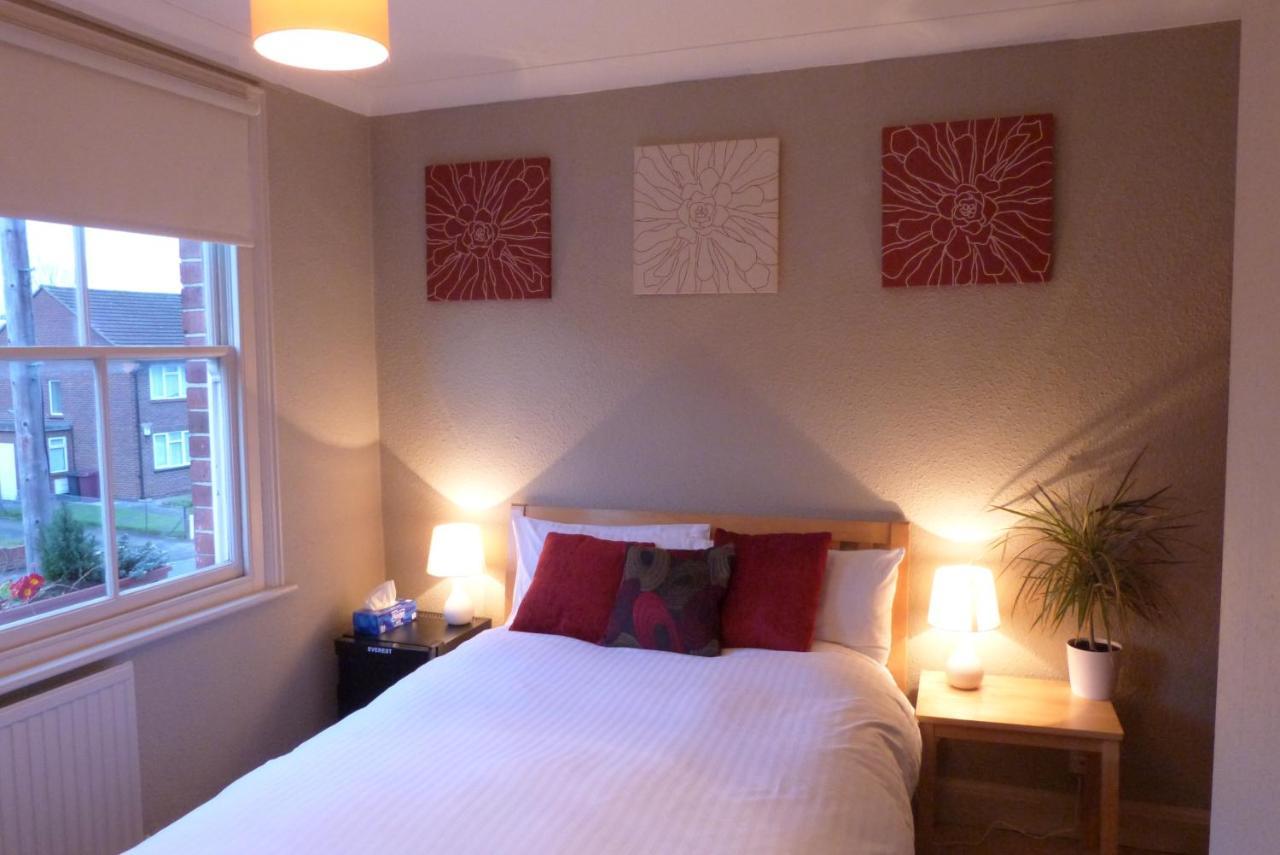 Amherst Guesthouse Рединг Екстериор снимка